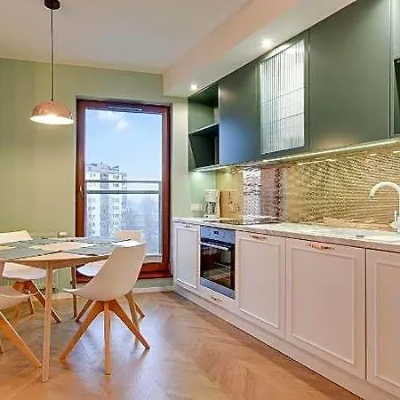Hotel Center & By Apartmore 4*