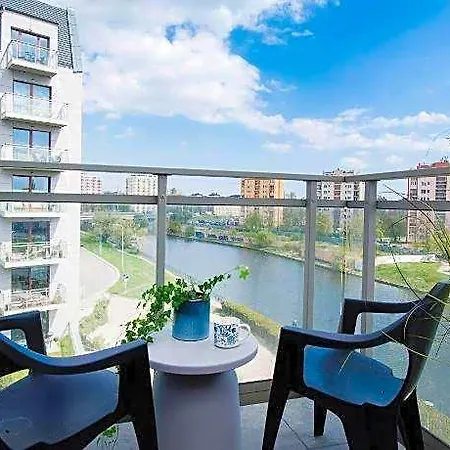 Center & By Apartmore