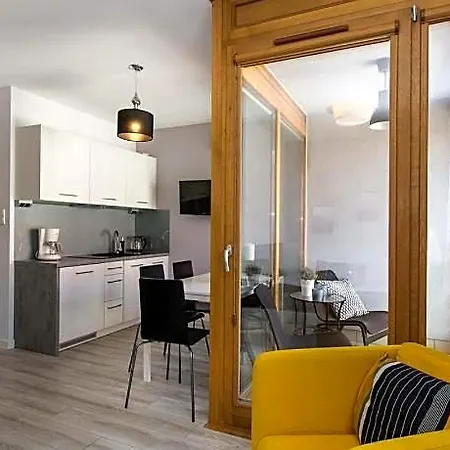 Center & By Apartmore 4* Gdańsk