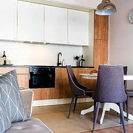 Hotel Center & By Apartmore 4*