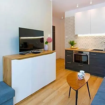 Otel Center & By Apartmore 4*