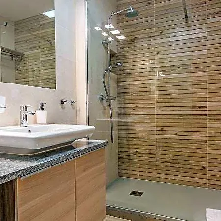 Otel Center & By Apartmore