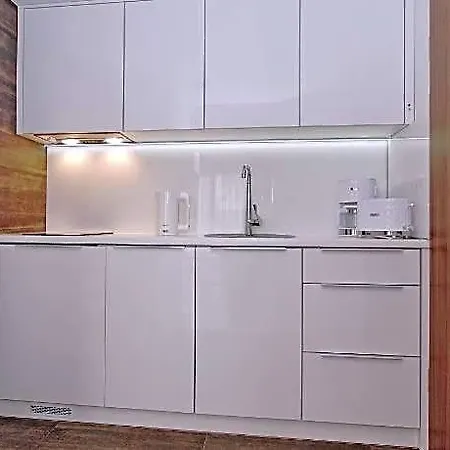 Center & By Apartmore 4*