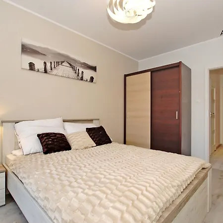 Center By Apartmore